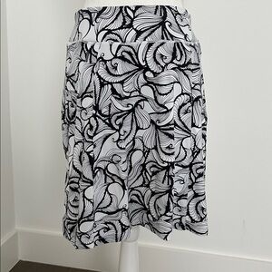 Title Nine Black and White Floral A-Line Skirt